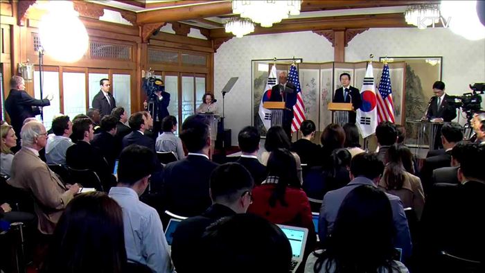 "북, 국제사회 강화된 압박에 반응 보여야"