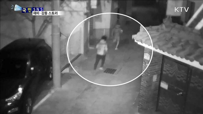 날치기범 추격해 잡은 '용감한 고교생들'