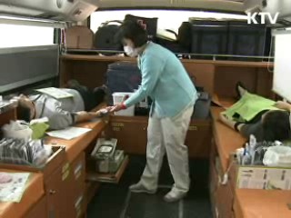 청와대 직원 헌혈행사 동참