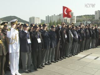 이 대통령, 한국전 참전국 언론에 감사 기고