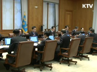 이 대통령 "대사관, 국민 안전 책임져야"