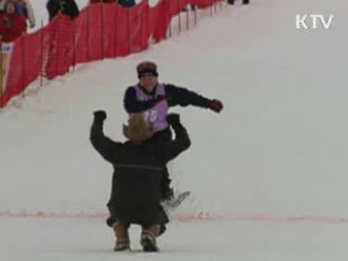 김연아 장애학생들의 일일 피겨교사로 나섰다