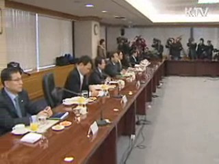 정부 "과도한 쏠림현상 발생시 적극 대응"