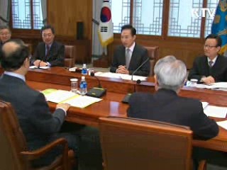 이 대통령 "건강한 사회 위해 중도 강화돼야"