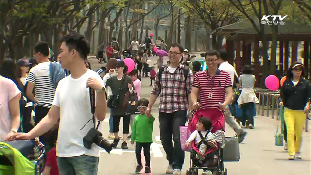 '여름휴가 하루 더 가기'…국내여행 활성화