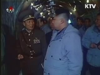 추도대회 이후, 김정은 부위원장의 과제는?