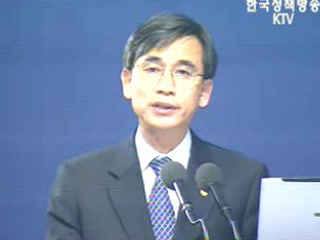 `사람 투자` 늘려야