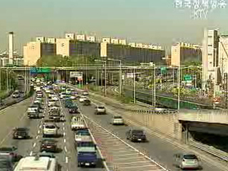 `하반기 공공요금 일부조정 불가피`