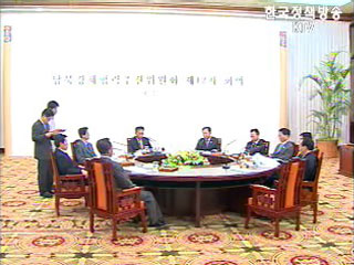 先 열차운행, 後 경공업원자재 제공