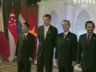 노무현 대통령, APEC 정상회의·캄보디아 국빈방문