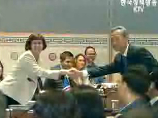 공산품 진전, 농업·섬유 평행선