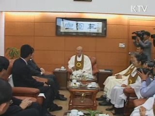 유인촌 장관 "한글 세계화에 힘쓰겠다"