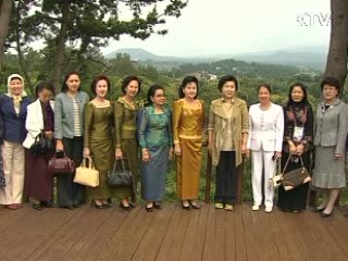 김윤옥 여사, 제주·한식 '알리미'