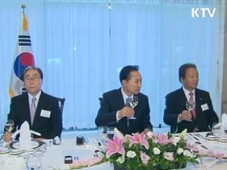 이 대통령 방일 '알뜰·배려' 외교