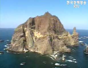 “독도 5곳 낙석 위험,보수·보강 검토“