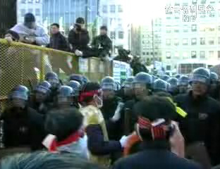 시위문화 바뀌어야