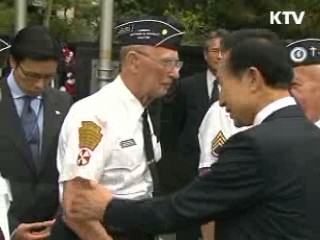 이 대통령 "한미관계 발전위해 가교 돼 달라"