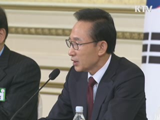 이 대통령 "내년 6자회담 통해 북핵 폐기"