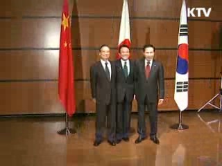 이 대통령 '아세안+3' 참석차 출국