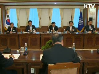 이 대통령 "내년도 예산, 서민 일자리창출 중점"