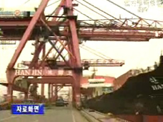 한은 총재 `내년 성장률 5% 아래로 예상`