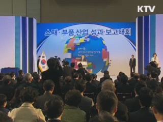 이 대통령 "기업 성공해 일자리 만드는 게 복지"