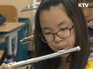 학교 비정규직 임금 3.5% 인상·수당 신설