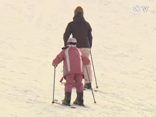 강원도 "스키 타러 한국에 오세요"