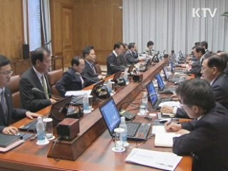 이 대통령 "등록금, 시간 갖고 대안 마련"