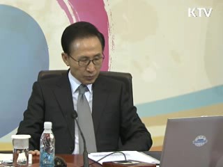 이 대통령 "주5일 수업, 학교자율적으로 해야"