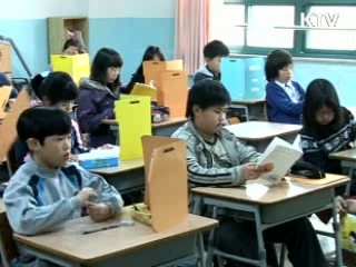 이 대통령 "점수 위주 대입제도 개선해야"