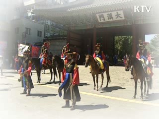 말(馬)로 말(言)하는 위풍당당 기마경찰대