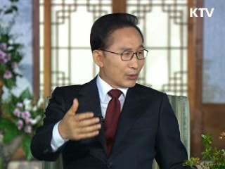 이 대통령 "안철수 현상, 국민 정치변화 요구"