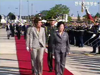 프랑스 언론 “한명숙 총리, 한국사회 변화의 상징”