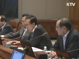 이 대통령 " '도가니' 재발방지 위해 의식개혁 절실"