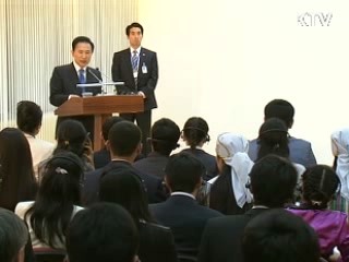 이 대통령 "도전은 젊은이의 특권"