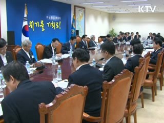 이 대통령 "기업 구조조정, 고삐 늦추면 안돼"