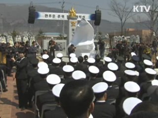 '참군인' 故 한주호 준위, 동상으로 부활